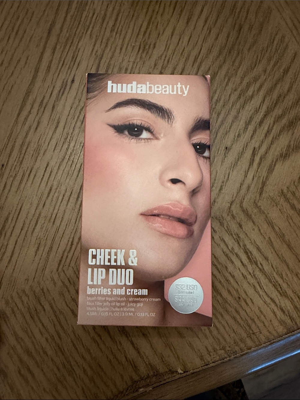 HUDA BEAUTY Cheek & Lip Duo - Berries and Cream (Pink, Peach)